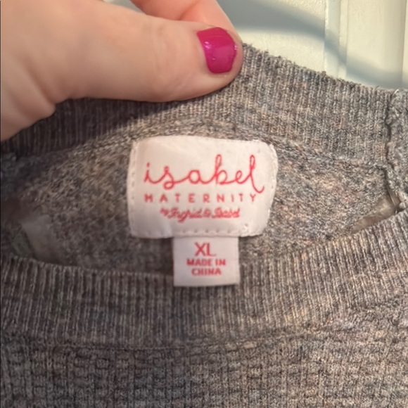 ‼️5/25  Isabel Maternity Heathered Gray Knit Long Sleeve shirt - Picture 2 of 3